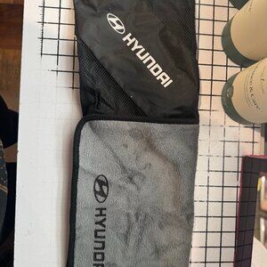 HYUNDAI CLEANING CLOTHS WITH BAG